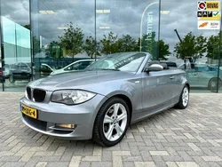 Grijs, metallic lak Gebruikt 2010 BMW 118 Cabriolet Executive Cabriolet | € 9.445 (Eerlijke prijs)