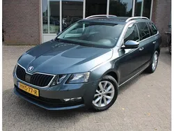 Grijs Gebruikt 2019 Skoda Octavia Stationwagen | € 16.500 (Eerlijke prijs)