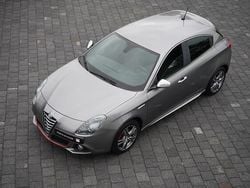 Grijs Gebruikt 2015 Alfa Romeo Giulietta Distinctive Hatchback | € 10.900 (Super prijs)