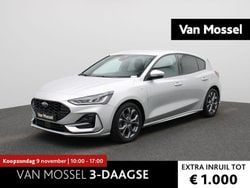 Grijs Gebruikt 2023 Ford Focus ST-Line Hatchback | € 23.945 (Goede deal)