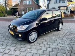 Zwart (metallic) Gebruikt 2016 VW up! high up! Hatchback | € 6.499 (Eerlijke prijs)