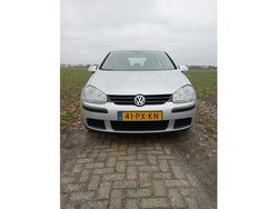 Grijs, metallic lak Gebruikt 2005 VW Golf IV Comfortline Hatchback | € 2.995 (Iets duurder)