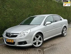 Grijs Gebruikt 2006 Opel Vectra Executive Sedan | € 2.500 (Eerlijke prijs)