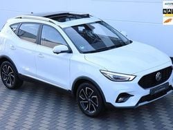 Wit Gebruikt 2022 MG ZS Luxury Sedan | € 19.995