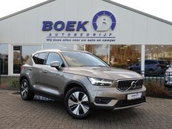 Grijs Gebruikt 2021 Volvo XC40 Inscription SUV | € 27.790 (Eerlijke prijs)