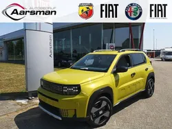 Geel Nieuw 2025 Fiat Grande Panda La Prima SUV | € 30.450