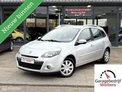 Zilver, metallic lak Gebruikt 2010 Renault Clio GrandTour Expression Stationwagen | € 5.450 (Eerlijke prijs)