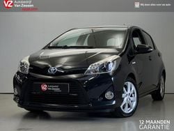 Zwart Gebruikt 2012 Toyota Yaris Hybrid Hatchback | € 10.750 (Eerlijke prijs)