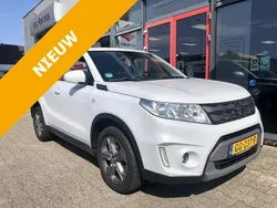 Wit Gebruikt 2015 Suzuki Vitara Exclusive SUV | € 13.950 (Eerlijke prijs)