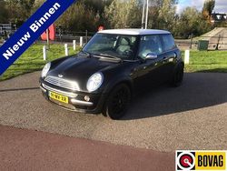 Zwart (metallic) Gebruikt 2004 Mini Cooper Chili Hatchback | € 1.499 (Goede deal)