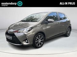 Grijs Gebruikt 2018 Toyota Yaris Hybrid Design Hatchback | € 17.949 (Iets duurder)