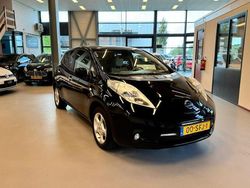 Zwart Gebruikt 2011 Nissan Leaf Base Hatchback | € 4.795 (Eerlijke prijs)