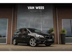 Zwart Gebruikt 2016 BMW 218 Executive Stationwagen | € 10.950 (Eerlijke prijs)