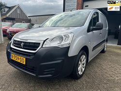 Grijs Gebruikt 2017 Peugeot Partner Van | € 3.950 (Eerlijke prijs)