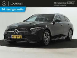 Zwart, metallic lak Gebruikt 2022 Mercedes C300 AMG Stationwagen | € 39.945 (Eerlijke prijs)