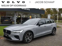 Grijs, metallic lak Gebruikt 2024 Volvo V60 Plus Stationwagen | € 62.750