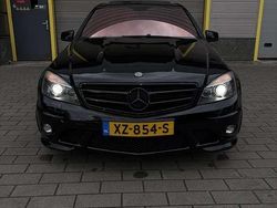 Zwart Gebruikt 2009 Mercedes C63 AMG AMG Sedan | € 24.950 (Goede deal)