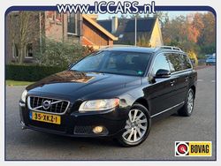 Zwart (metallic) Gebruikt 2012 Volvo V70 Stationwagen | € 7.995 (Goede deal)
