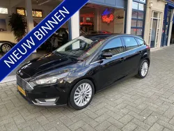 Zwart Gebruikt 2015 Ford Focus Titanium Hatchback | € 7.499 (Iets duurder)