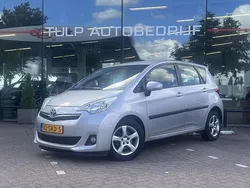 Grijs Gebruikt 2012 Toyota Verso-S MPV | € 8.490 (Goede deal)