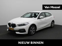 Wit Gebruikt 2022 BMW 118 Basis Hatchback | € 22.750 (Super prijs)