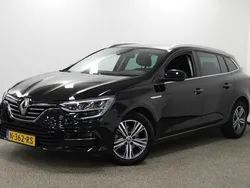 Zwart Gebruikt 2022 Renault Mégane GrandTour Intens Stationwagen | € 16.950 (Eerlijke prijs)