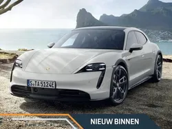 Grijs Gebruikt 2023 Porsche Taycan Cross Turismo Sedan | € 119.750