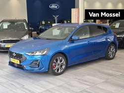 Blauw Gebruikt 2023 Ford Focus ST-Line Hatchback | € 23.845 (Eerlijke prijs)
