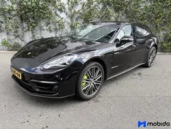 Zwart Gebruikt 2021 Porsche Panamera S E-Hybrid Sport Turismo Sedan | € 102.940