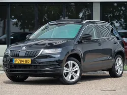 Zwart Gebruikt 2021 Skoda Karoq Style SUV | € 29.900 (Duur)
