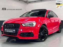 Rood Gebruikt 2014 Audi A3 Ambition Sedan | € 18.499 (Duur)