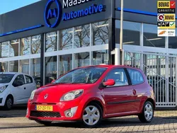 Rood Gebruikt 2008 Renault Twingo Dynamique Hatchback | € 2.695 (Eerlijke prijs)