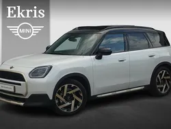 Wit Gebruikt 2024 Mini Countryman Favoured SUV | € 41.900 (Eerlijke prijs)