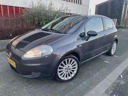 Grijs Gebruikt 2008 Fiat Punto Dynamic Hatchback | € 2.500 (Eerlijke prijs)