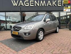 Grijs Gebruikt 2010 Kia Carens MPV | € 1.950 (Goede deal)