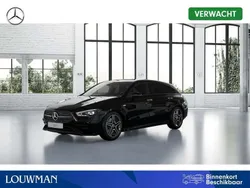 Zwart Nieuw 2025 Mercedes CLA250e Shooting Brake Business Stationwagen | € 53.100 (Iets duurder)