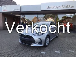 Zilver Gebruikt 2024 Toyota Yaris Hybrid Active Hatchback | € 22.900 (Eerlijke prijs)