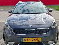 Grijs Gebruikt 2017 Kia Niro First Edition SUV | € 13.250 (Goede deal)