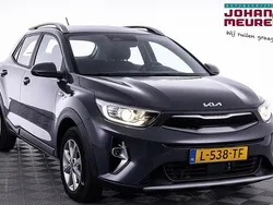 Grijs Gebruikt 2021 Kia Stonic SUV | € 16.490 (Super prijs)