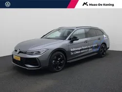 Grijs Gebruikt 2025 VW Passat R-line Edition Stationwagen | € 59.950