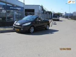 Zwart Gebruikt 2008 Peugeot 207 CC Cabriolet | € 2.750 (Eerlijke prijs)