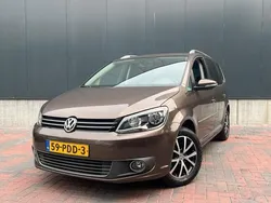 Bruin Gebruikt 2011 VW Touran Highline MPV | € 8.500 (Duur)