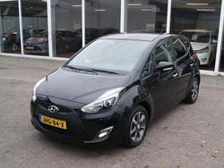 Zwart Gebruikt 2017 Hyundai ix20 GO! Hatchback | € 14.950 (Eerlijke prijs)