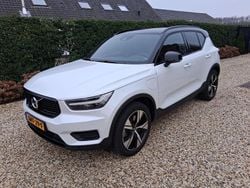 Wit Gebruikt 2022 Volvo XC40 Inscription SUV | € 37.895 (Eerlijke prijs)