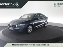 Blauw Gebruikt 2021 Skoda Octavia Business Line Hatchback | € 18.950 (Eerlijke prijs)