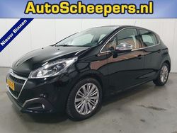 Zwart Gebruikt 2019 Peugeot 208 Allure Hatchback | € 8.495 (Eerlijke prijs)