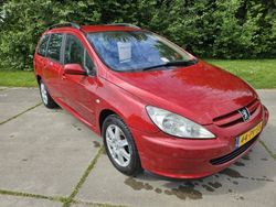 Rood Gebruikt 2005 Peugeot 307 Stationwagen | € 1.550 (Eerlijke prijs)