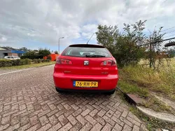 Rood Gebruikt 2005 Seat Ibiza Reference Hatchback | € 3.000
