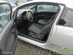Grijs Gebruikt 2007 Opel Corsa Enjoy Hatchback | € 2.350
