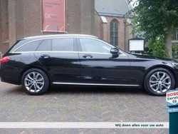 Zwart, metallic lak Gebruikt 2016 Mercedes C200 Stationwagen | € 13.990